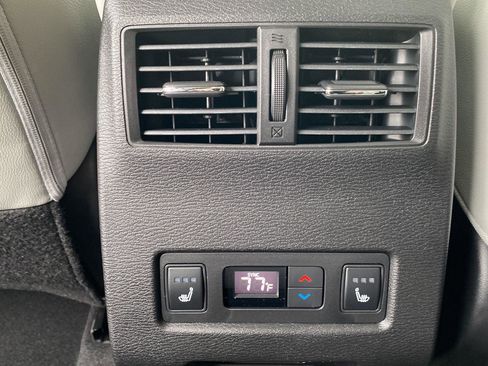 New 2026 Mitsubishi Outlander SEL image 20