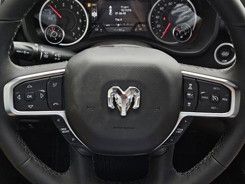 New 2026 RAM 1500 4x4 Crew Cab image 21
