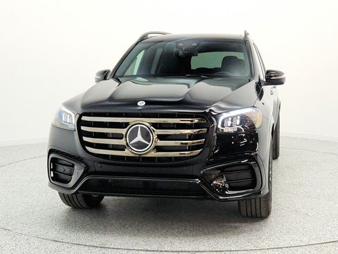 New 2026 Mercedes-Benz GLS 450 4MATIC image 2