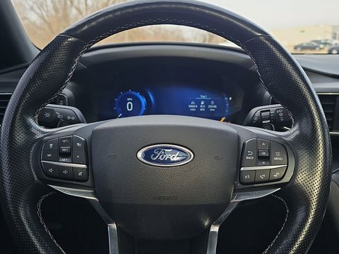 Used 2020 Ford Explorer ST w/ Premium Technology Package image 23