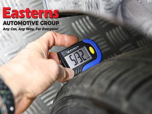 Used 2019 Tesla Model 3 Standard Range image 25