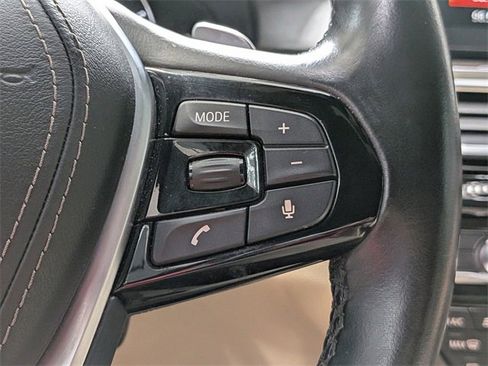 Used 2018 BMW 530i xDrive image 19