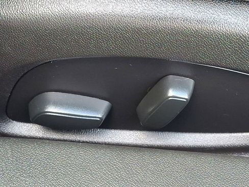 Used 2018 Chevrolet Camaro SS image 16