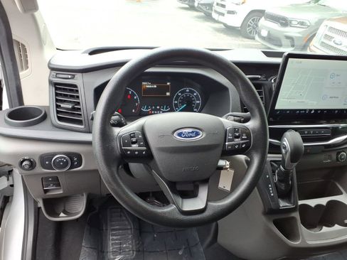 Used 2023 Ford Transit 350 XLT RWD image 11