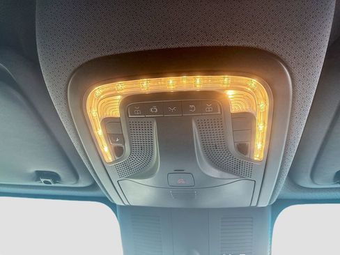 Used 2024 Mercedes-Benz Sprinter 2500 image 31