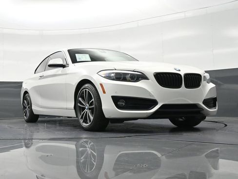 Used 2019 BMW 230i Coupe w/ Convenience Package image 29