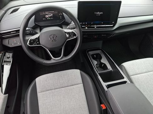 Used 2025 Volkswagen ID.4 Pro RWD image 12