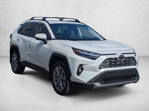 Used 2025 Toyota RAV4 Limited FWD image 3