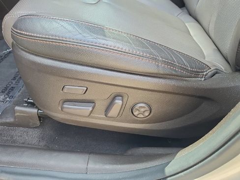 Used 2019 Hyundai Santa Fe AWD image 12