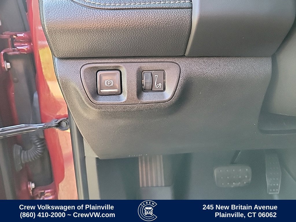 Used 2017 GMC Acadia SLT AWD/4WD image 39