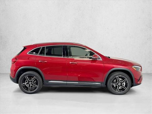Used 2026 Mercedes-Benz GLA 250 4MATIC image 4
