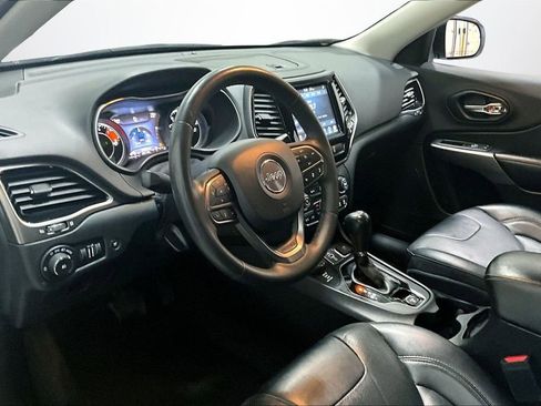 Used 2022 Jeep Cherokee Limited image 17