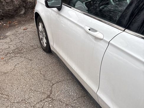 Used 2015 Ford Fusion S image 16