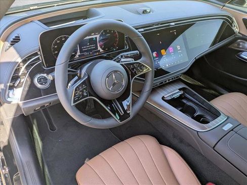 New 2026 Mercedes-Benz E 450 4MATIC Sedan image 3