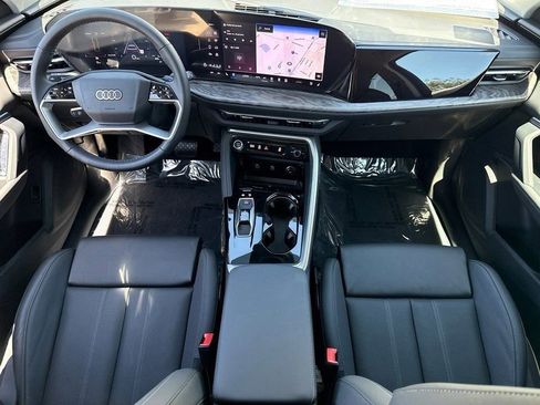 Certified 2025 Audi Q5 Premium Plus w/ Premium Plus image 13