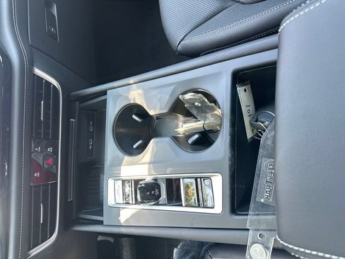 New 2026 Volkswagen Atlas SE AWD/4WD image 17