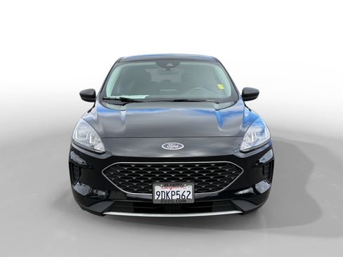 Certified 2022 Ford Escape SE image 8