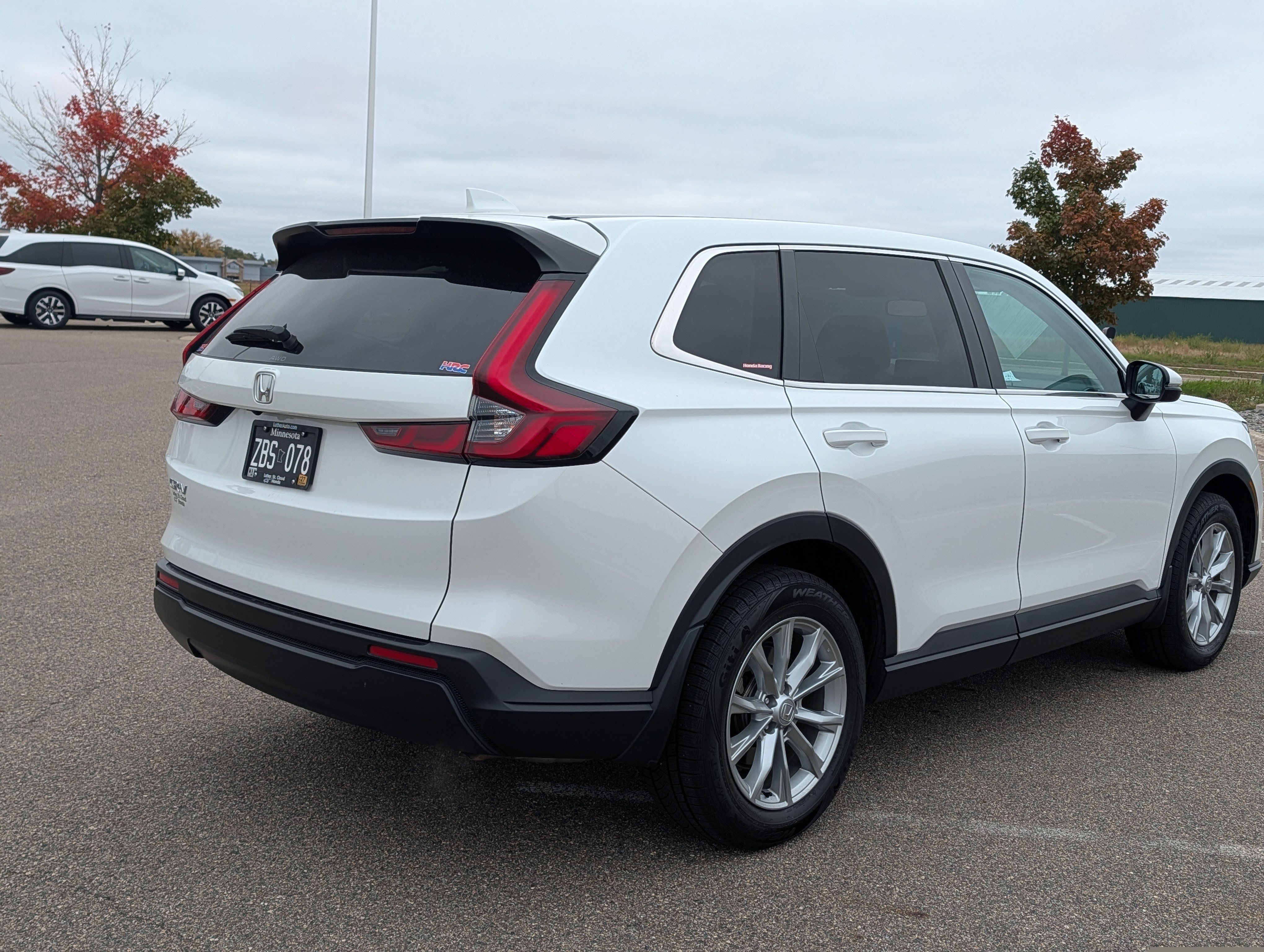 Used 2024 Honda CR-V EX image 4
