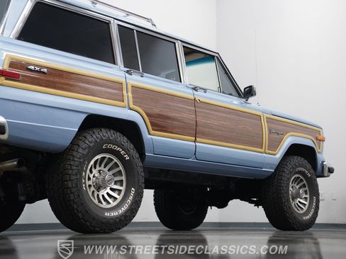 Used 1989 Jeep Grand Wagoneer AWD/4WD image 26