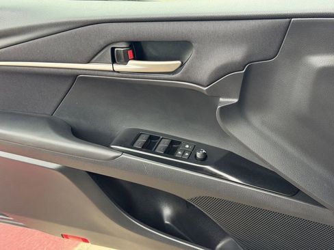 Used 2025 Toyota Camry LE FWD image 26