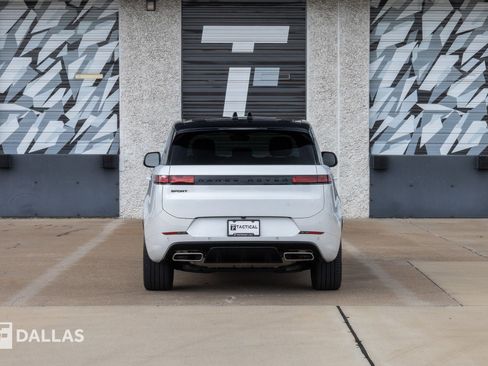 Used 2024 Land Rover Range Rover Sport Dynamic SE image 13