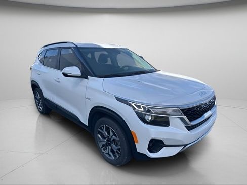 Used 2022 Kia Seltos EX image 5