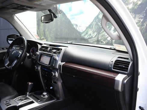 Used 2014 Toyota 4Runner Limited AWD/4WD image 25