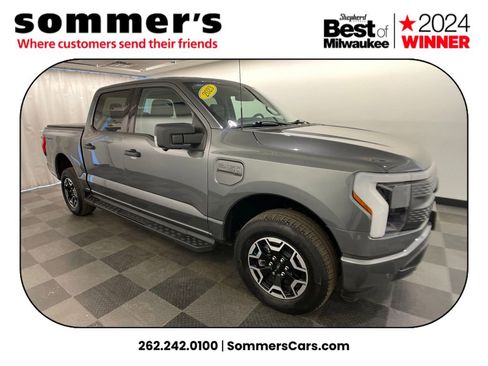 Used 2023 Ford F150 Lightning XLT image 6