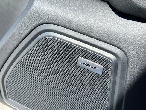 New 2026 Porsche Macan image 32