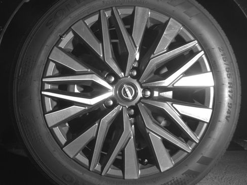 Used 2025 Nissan Altima 2.5 SV image 12