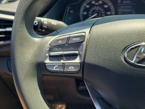 Certified 2022 Hyundai Ioniq Blue FWD image 7