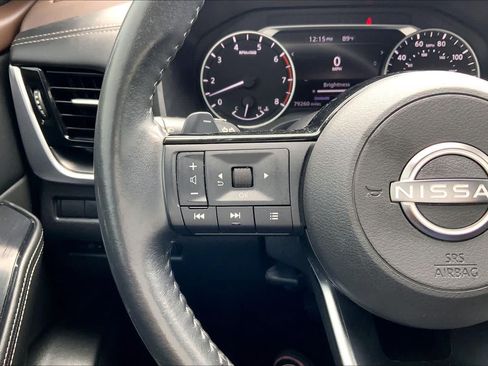 Used 2022 Nissan Rogue SV w/ SV Premium Package FWD image 24