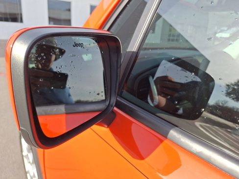 Used 2020 Jeep Renegade Latitude image 14