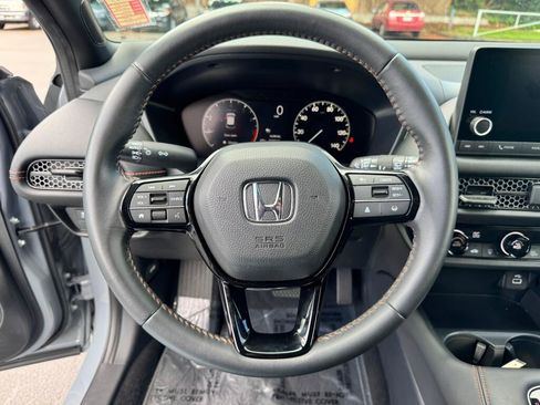 Certified 2024 Honda HR-V Sport image 18
