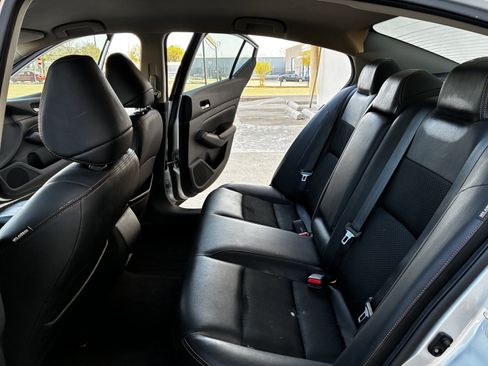 Used 2021 Nissan Altima 2.5 SR FWD image 23