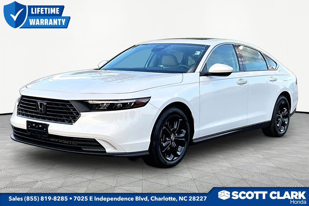 Used 2024 Honda Accord EX image 3