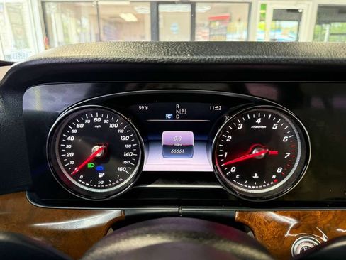Used 2019 Mercedes-Benz E 450 4MATIC Sedan w/ Premium Package image 15