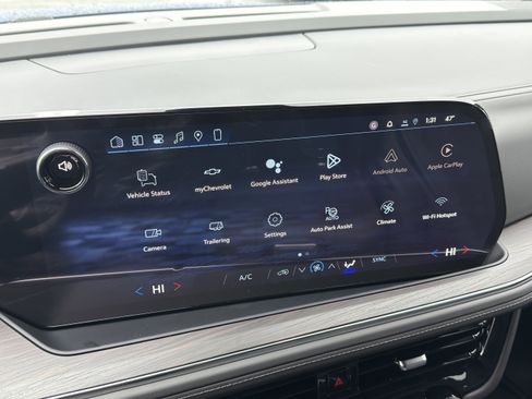 New 2026 Chevrolet Suburban LS AWD/4WD image 16
