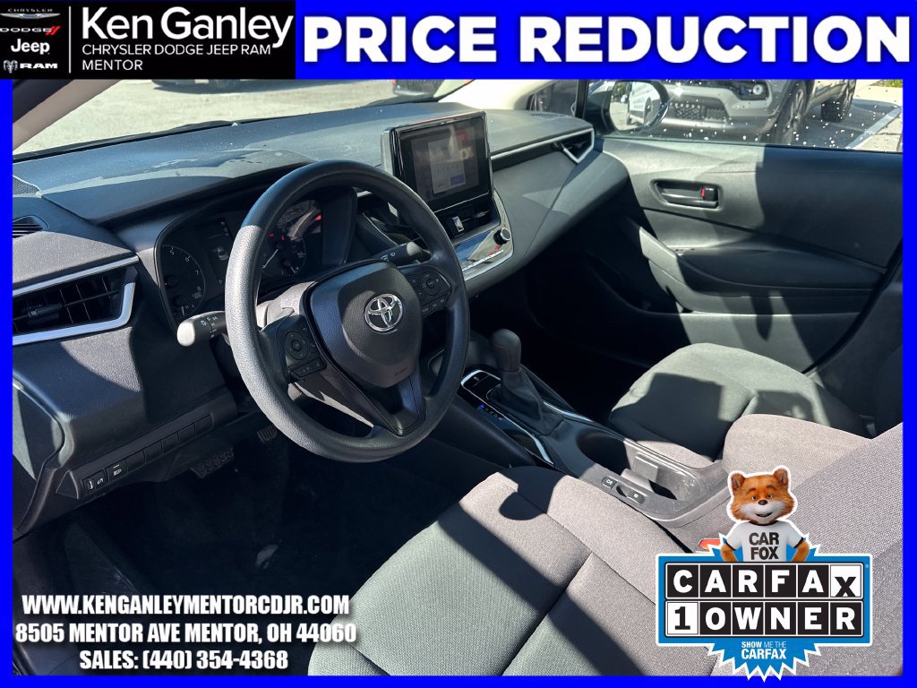 Used 2025 Toyota Corolla LE FWD image 18