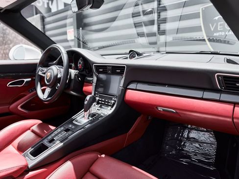 Used 2019 Porsche 911 Turbo S AWD/4WD image 39