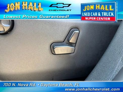 Used 2023 Dodge Durango GT image 19