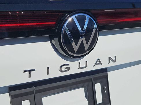 Used 2026 Volkswagen Tiguan S FWD image 13