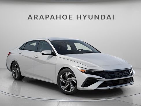 New 2026 Hyundai Elantra Limited image 7