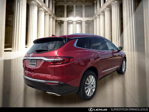 Used 2021 Buick Enclave Premium w/ Sun and Sites Package AWD/4WD image 4