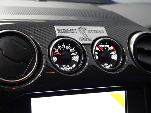 Used 2020 Ford Mustang Shelby GT500 w/ Technology Package RWD image 24