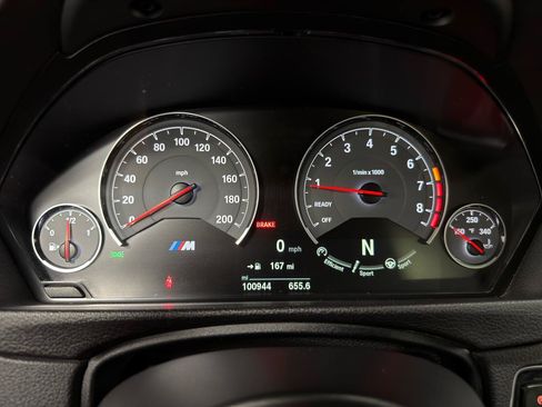 Used 2016 BMW M3 RWD image 19