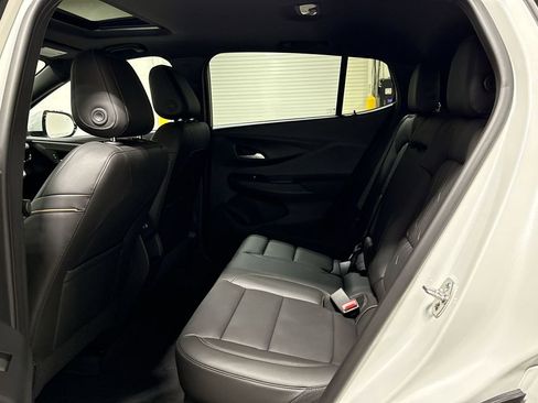 New 2026 Buick Envista Avenir image 23