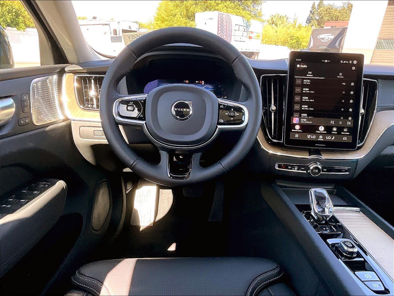 New 2027 Volvo XC60 T8 Ultra AWD/4WD image 15