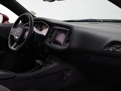 Used 2022 Dodge Challenger R/T Scat Pack RWD image 39