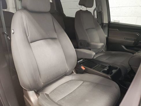 Used 2018 Honda Odyssey EX image 10